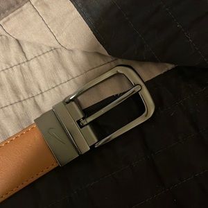 Nike reversible belt